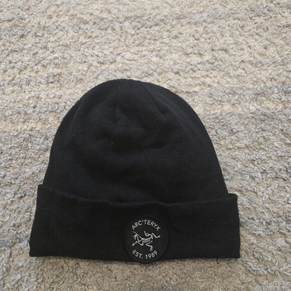 Arc'teryx Bird Head  Beanie Black - Picture 1 of 5